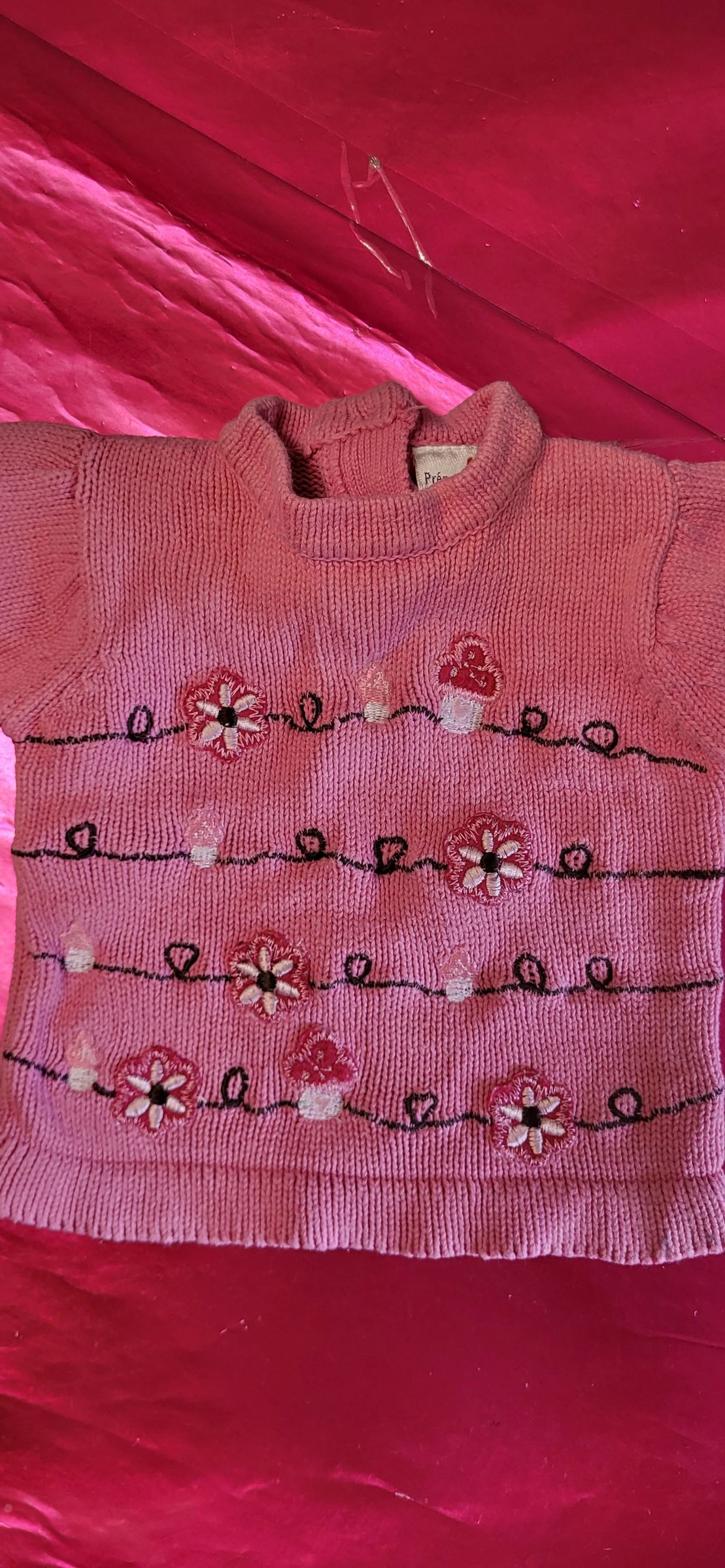 Lief truitje maat 56 van Prenatal. 